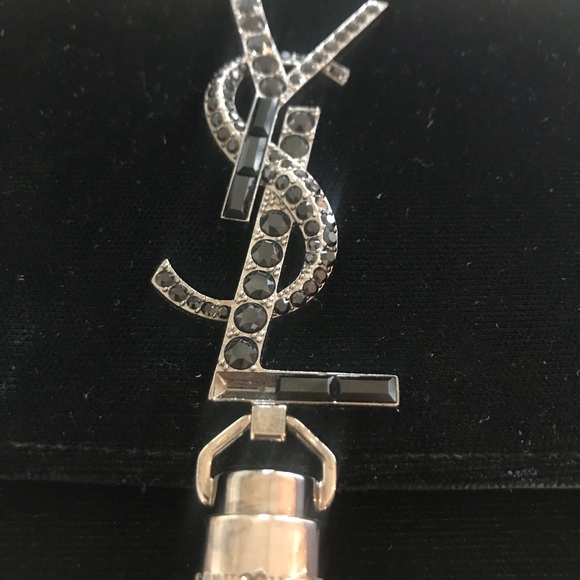 YSL SAINT LAURENT. Authentic Black Velvet Bag - Picture 2 of 8